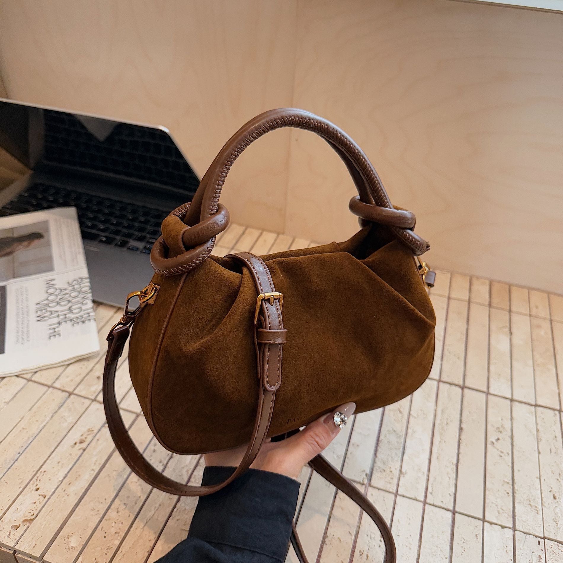 Trendy Retro Hand Women's Bag Korean Style Niche